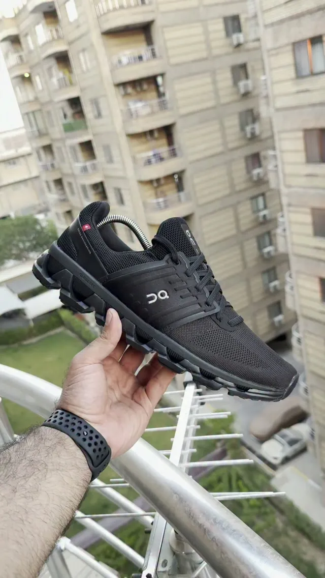 On Cloudswift 3 Running Shoes
