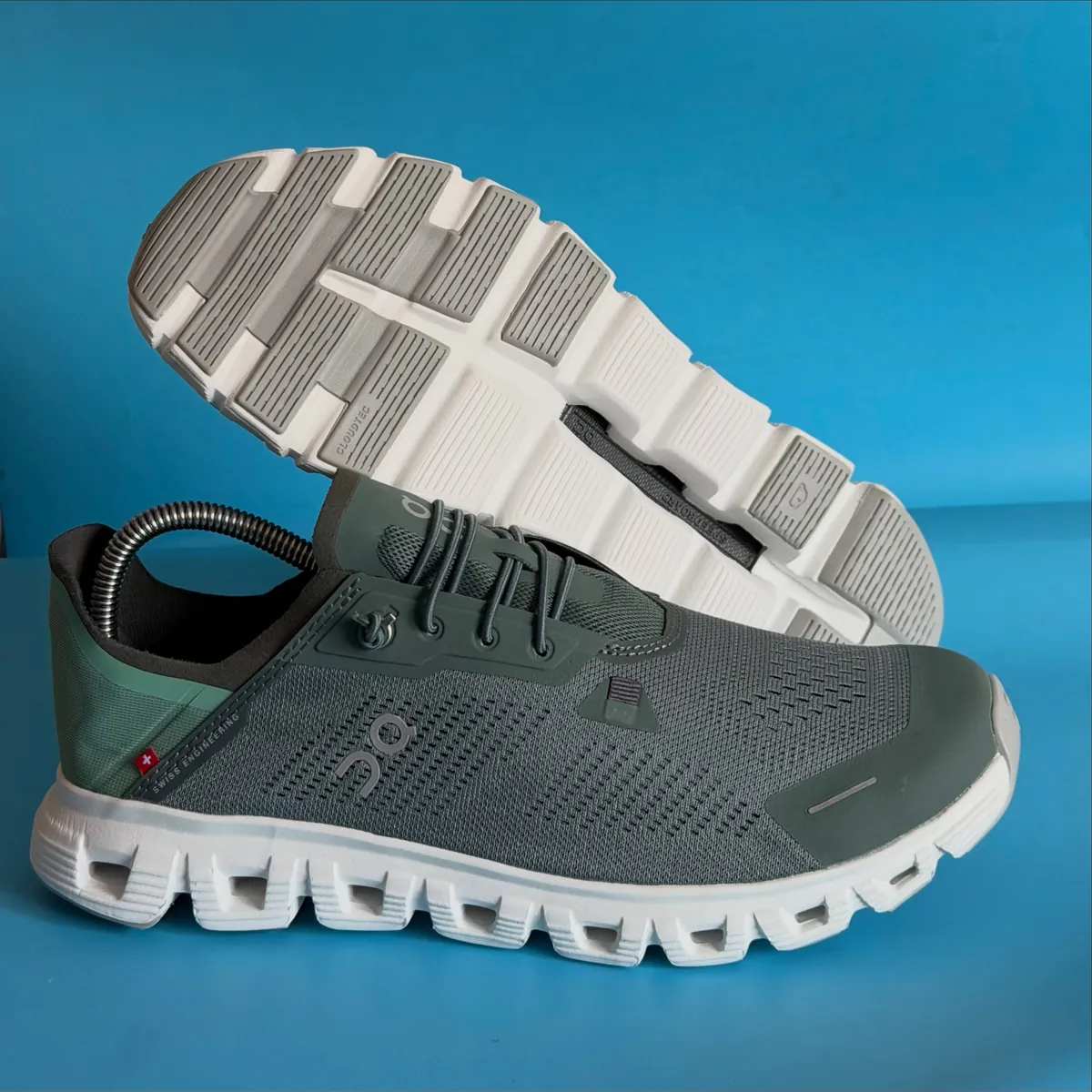 On Cloud 6 Coast Shoes