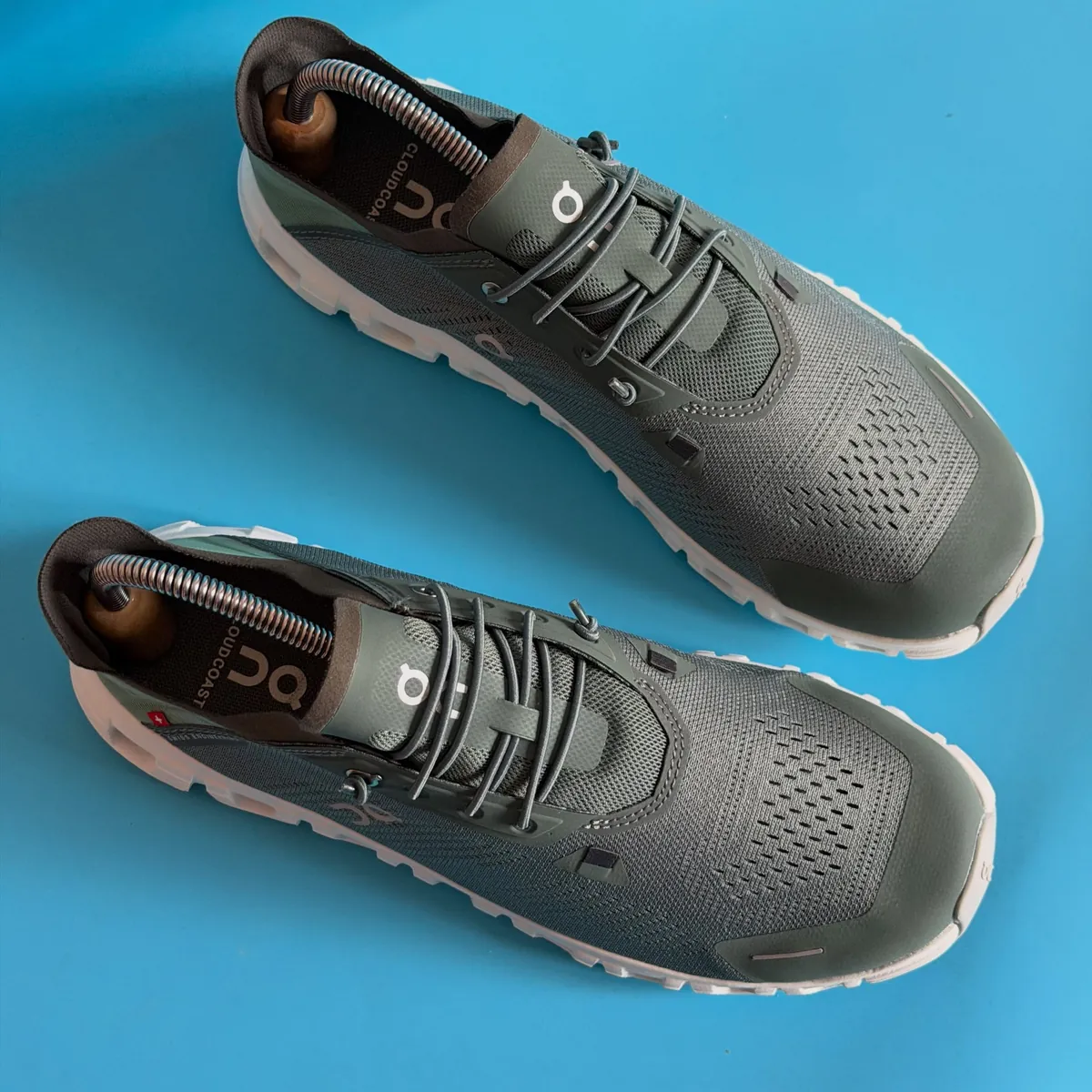 On Cloud 6 Coast Shoes