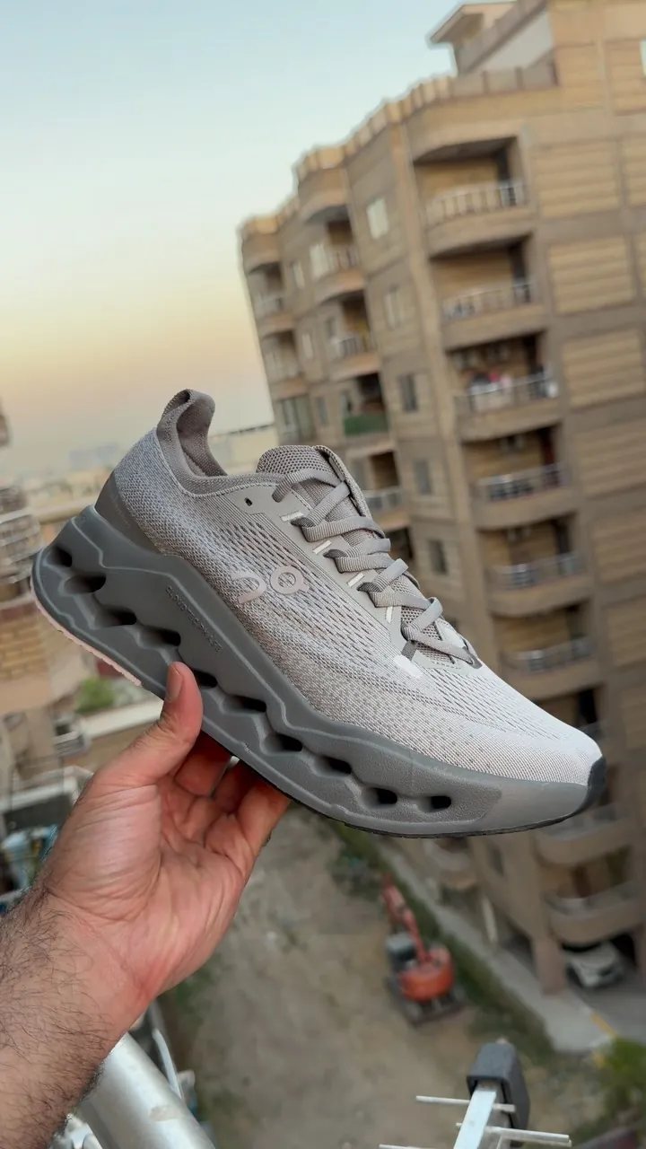 On Cloud Surfer Max Running Shoes