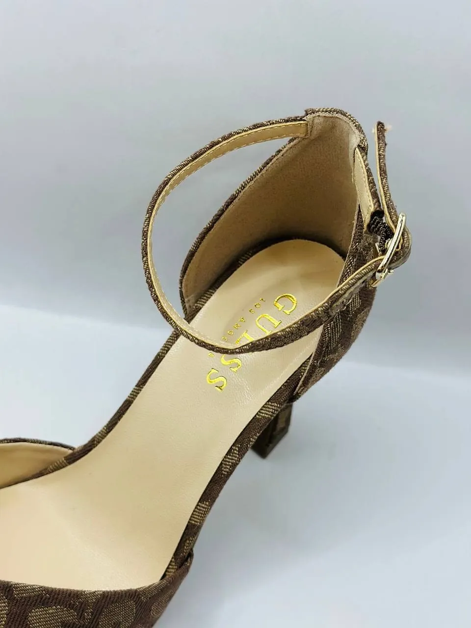 Guess Gold Patterned High Heels Size 6.5