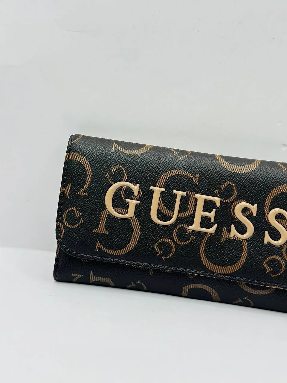 Guess Wallet
