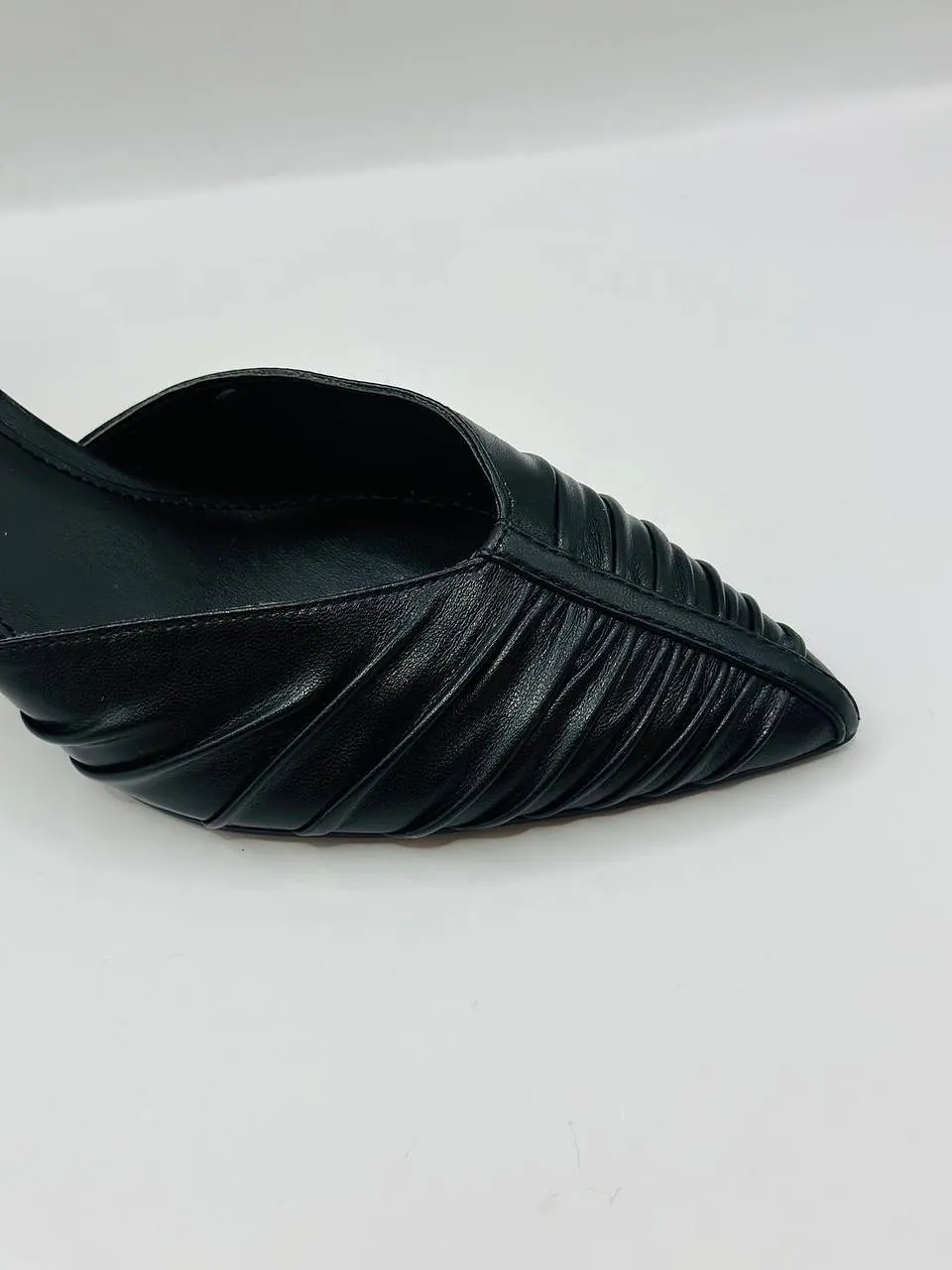 Calvin Klein Black Pointed Toe Slingback Heels