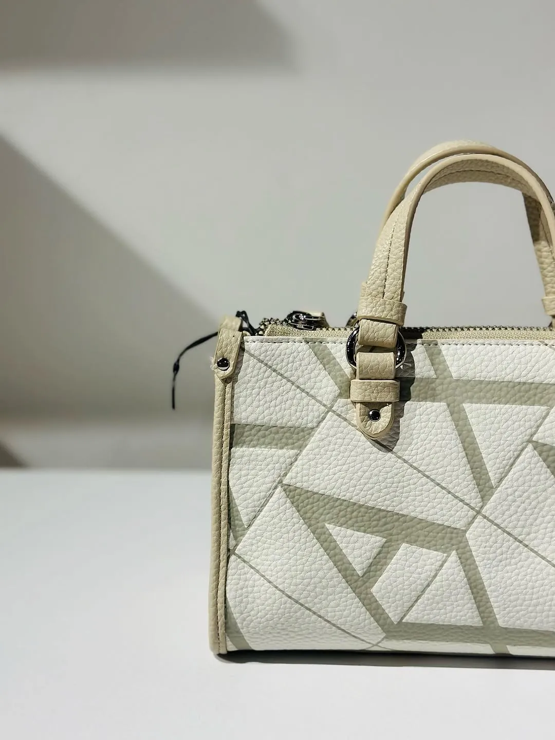 Women's Geometric Pattern Handbag