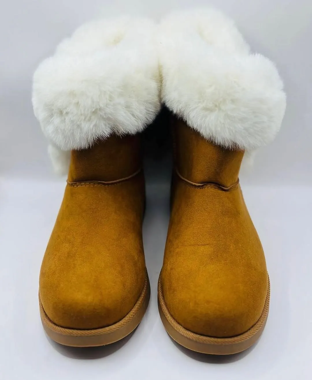 Tan Suede Boots with White Fur Lining