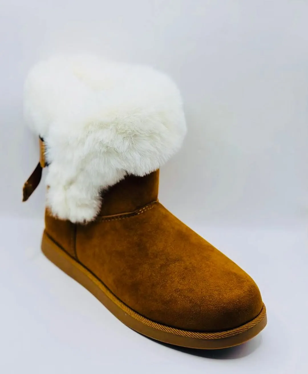 Tan Suede Boots with White Fur Lining