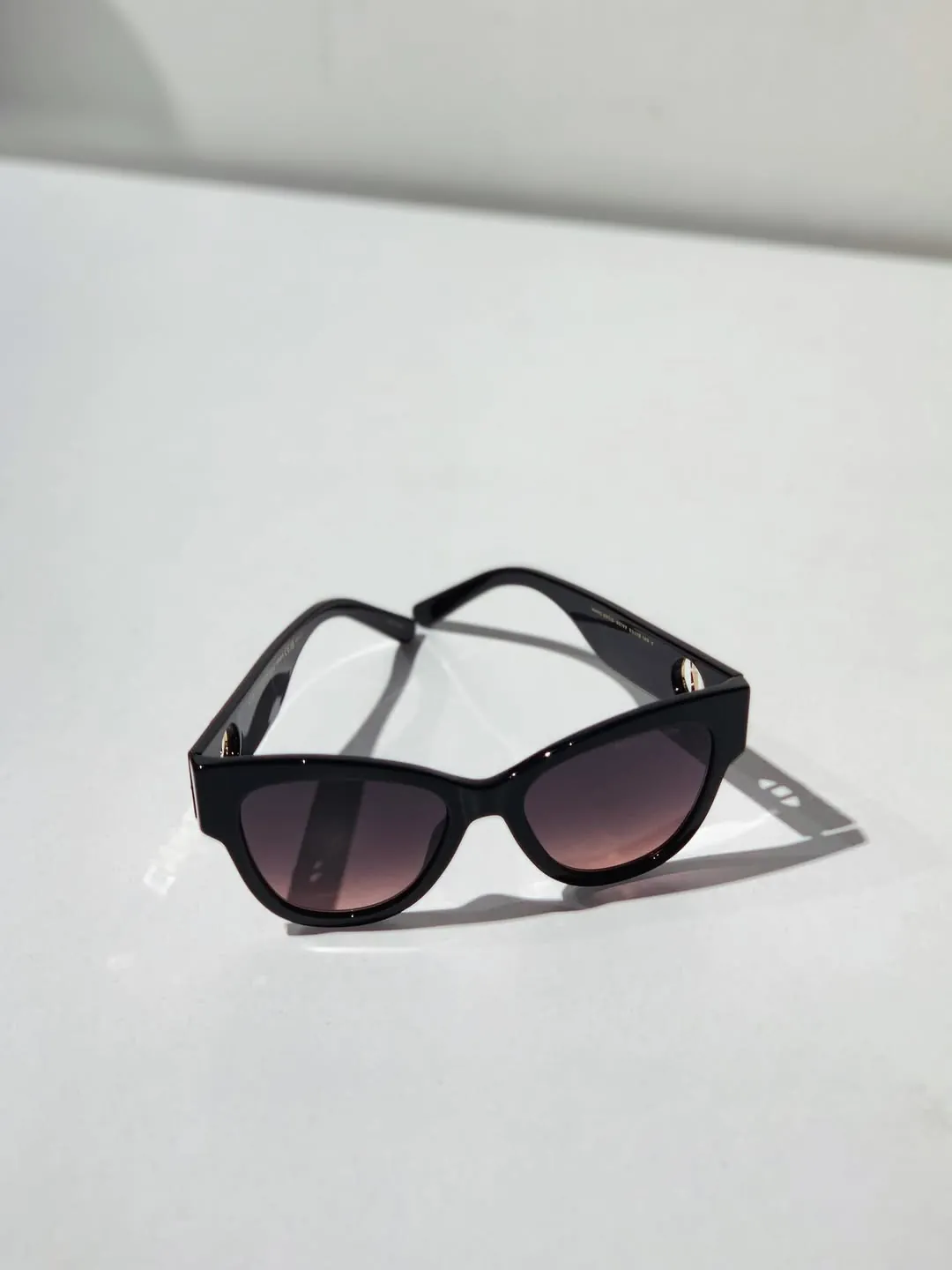 Marc Jacobs Sunglasses with Case
