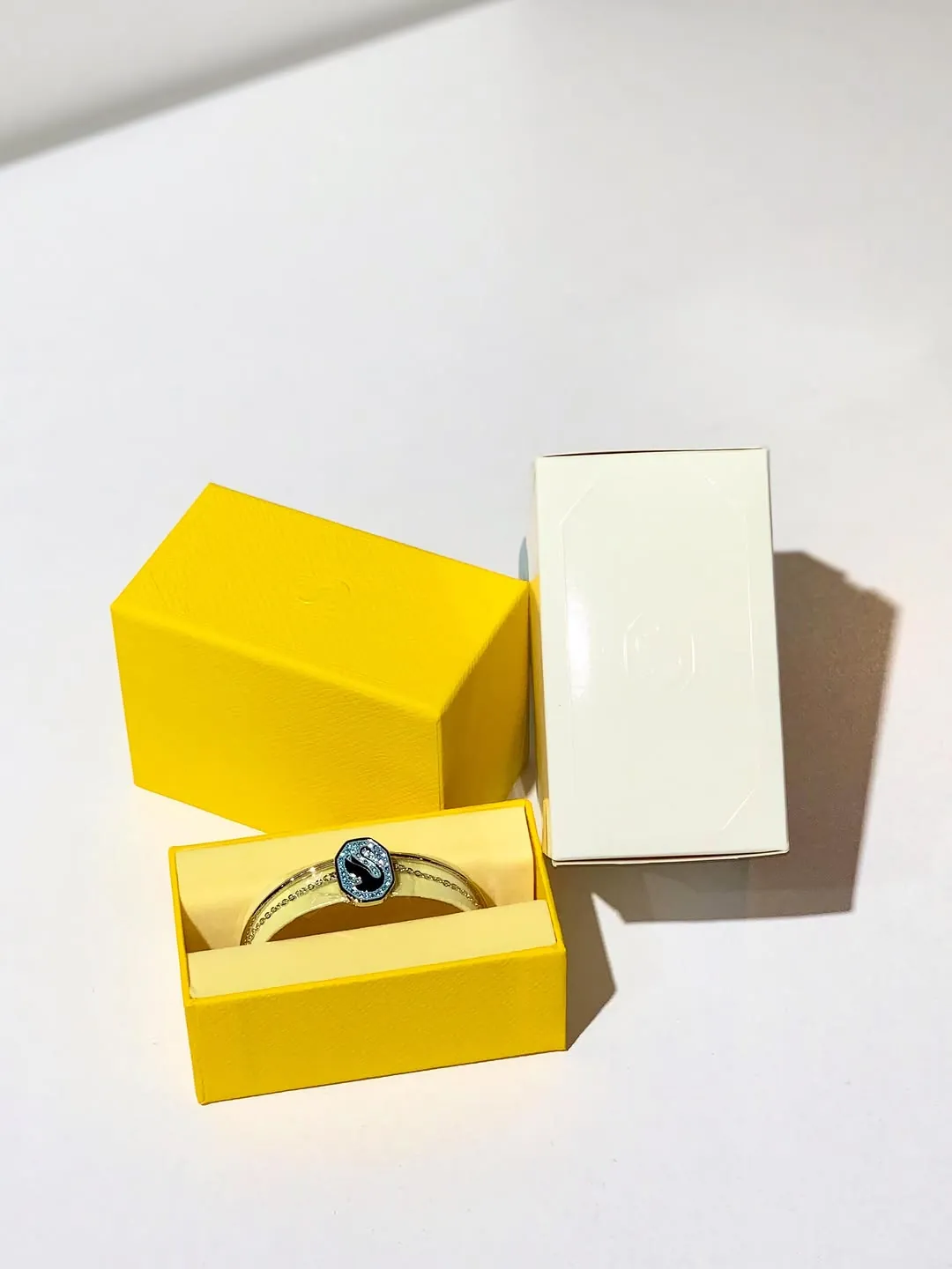 Elegant Ring with Blue Stone