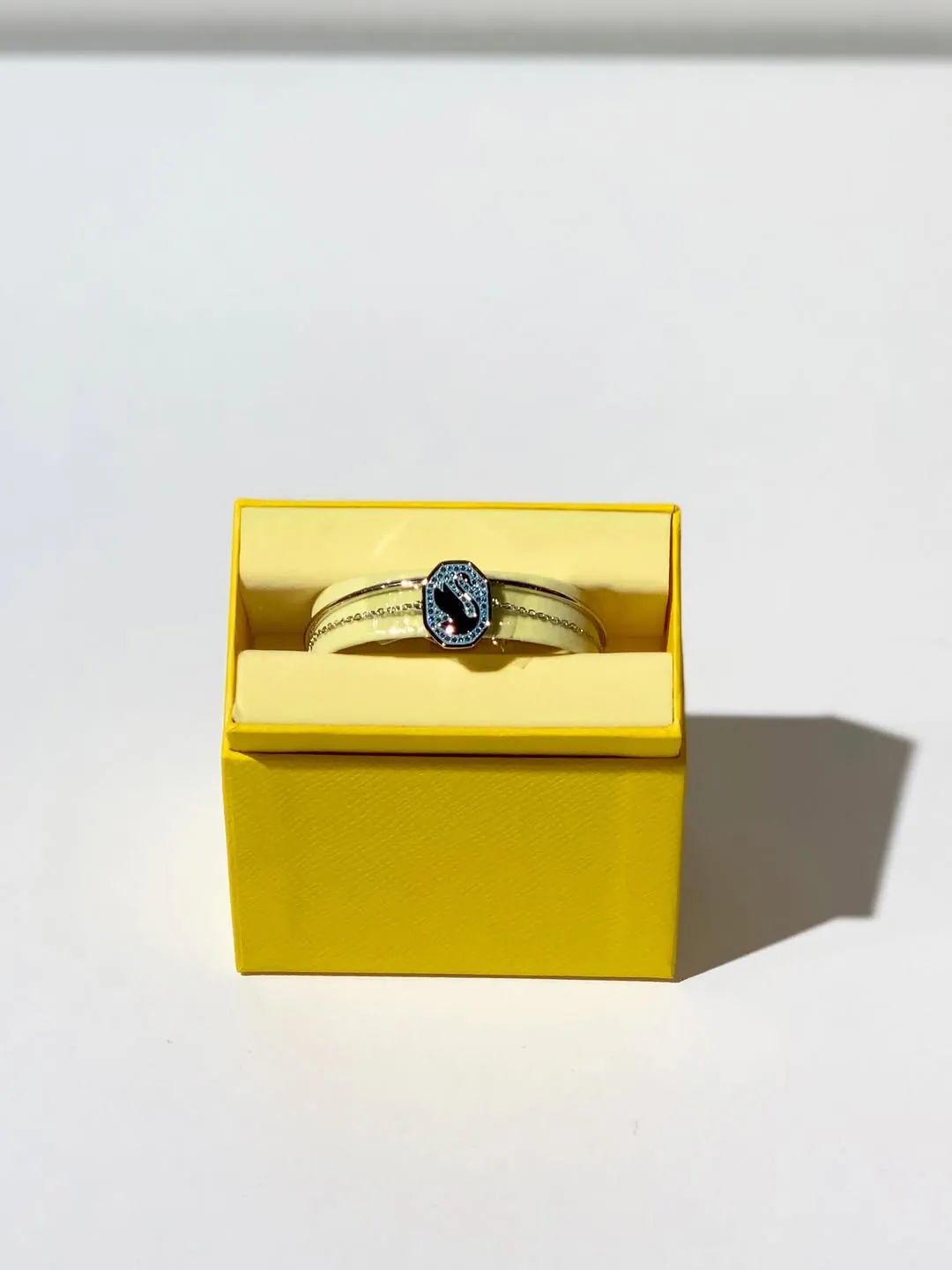 Elegant Ring with Blue Stone