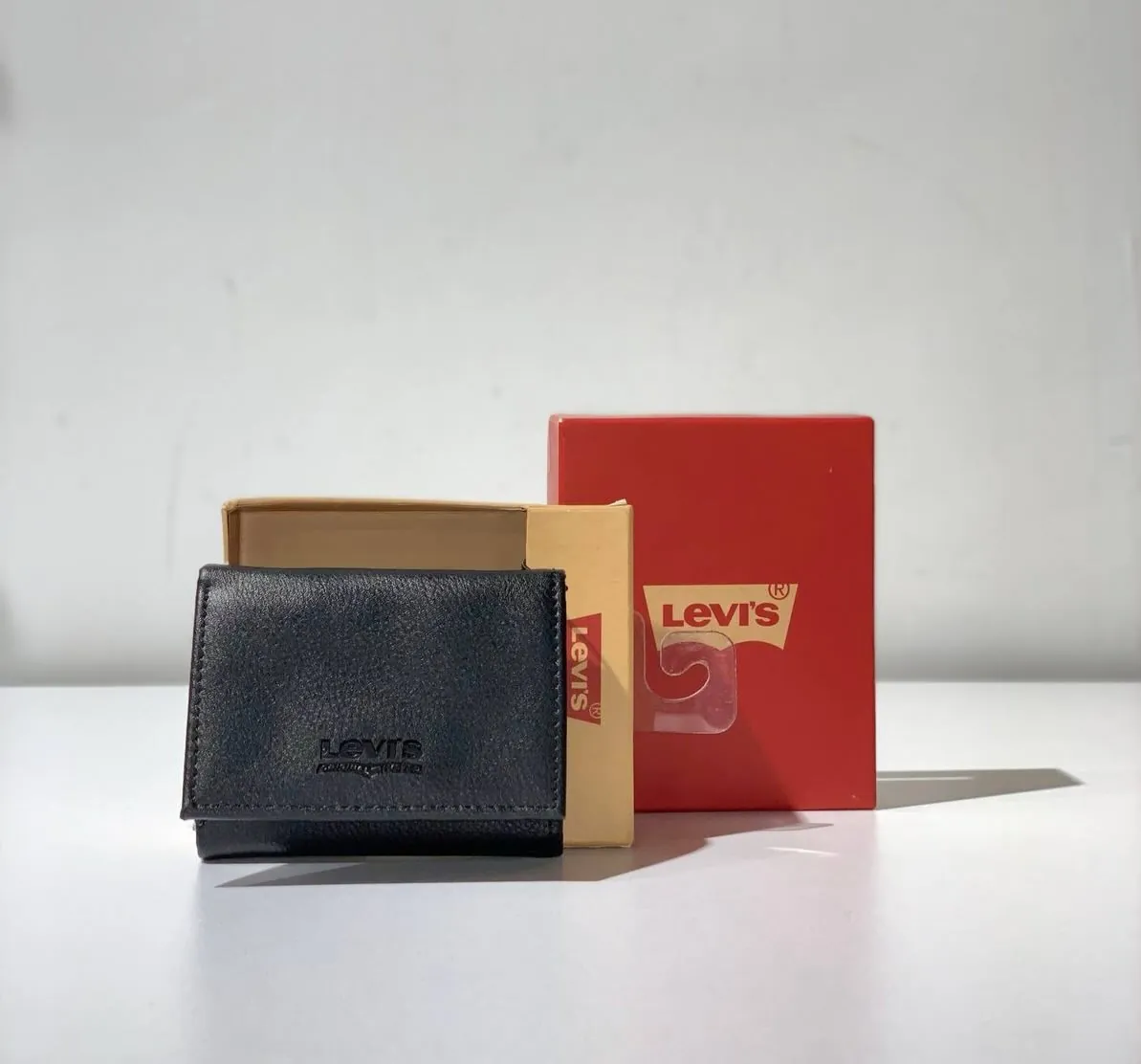 Guess Wallet