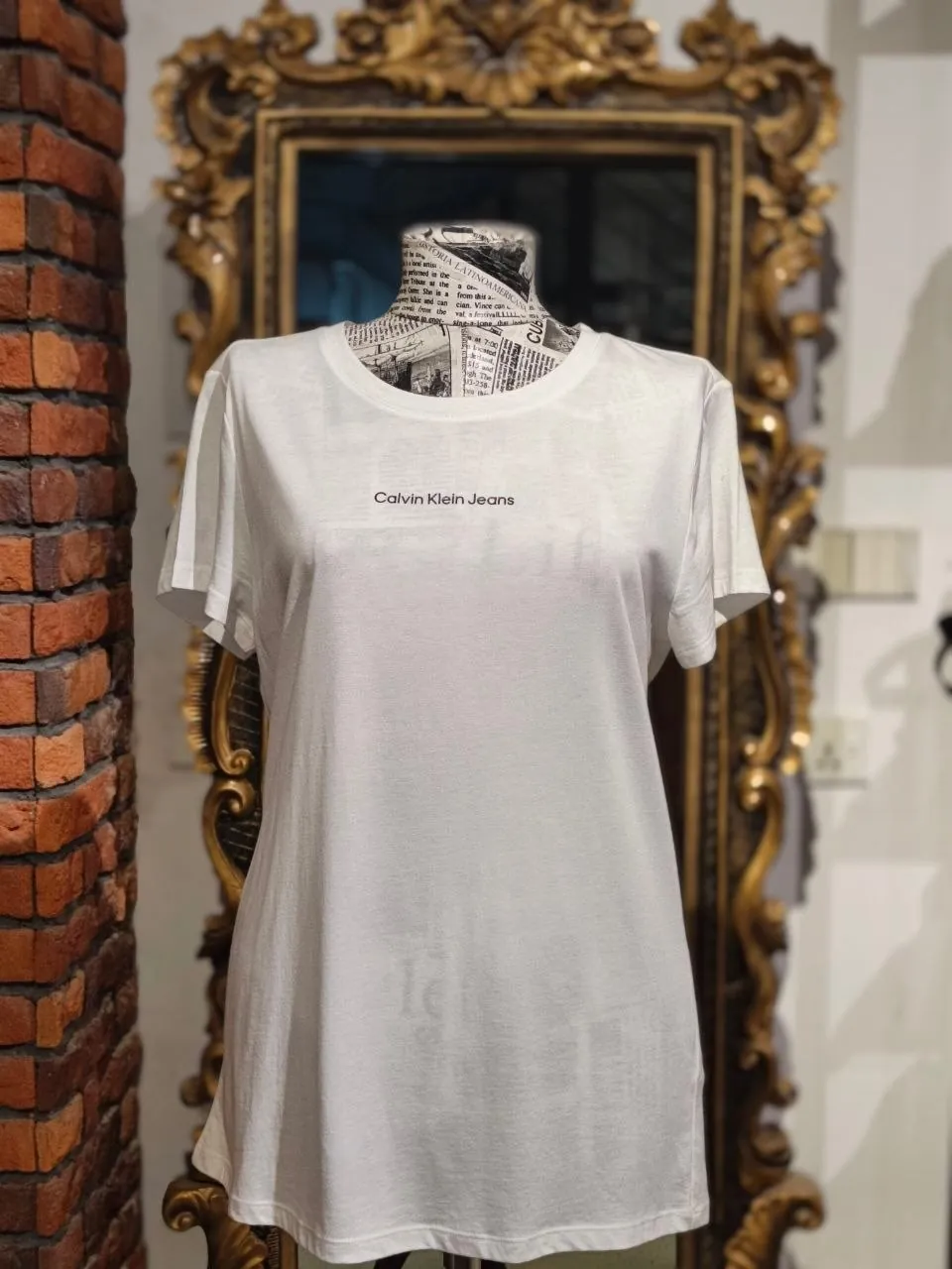 Calvin Klein T-Shirt
