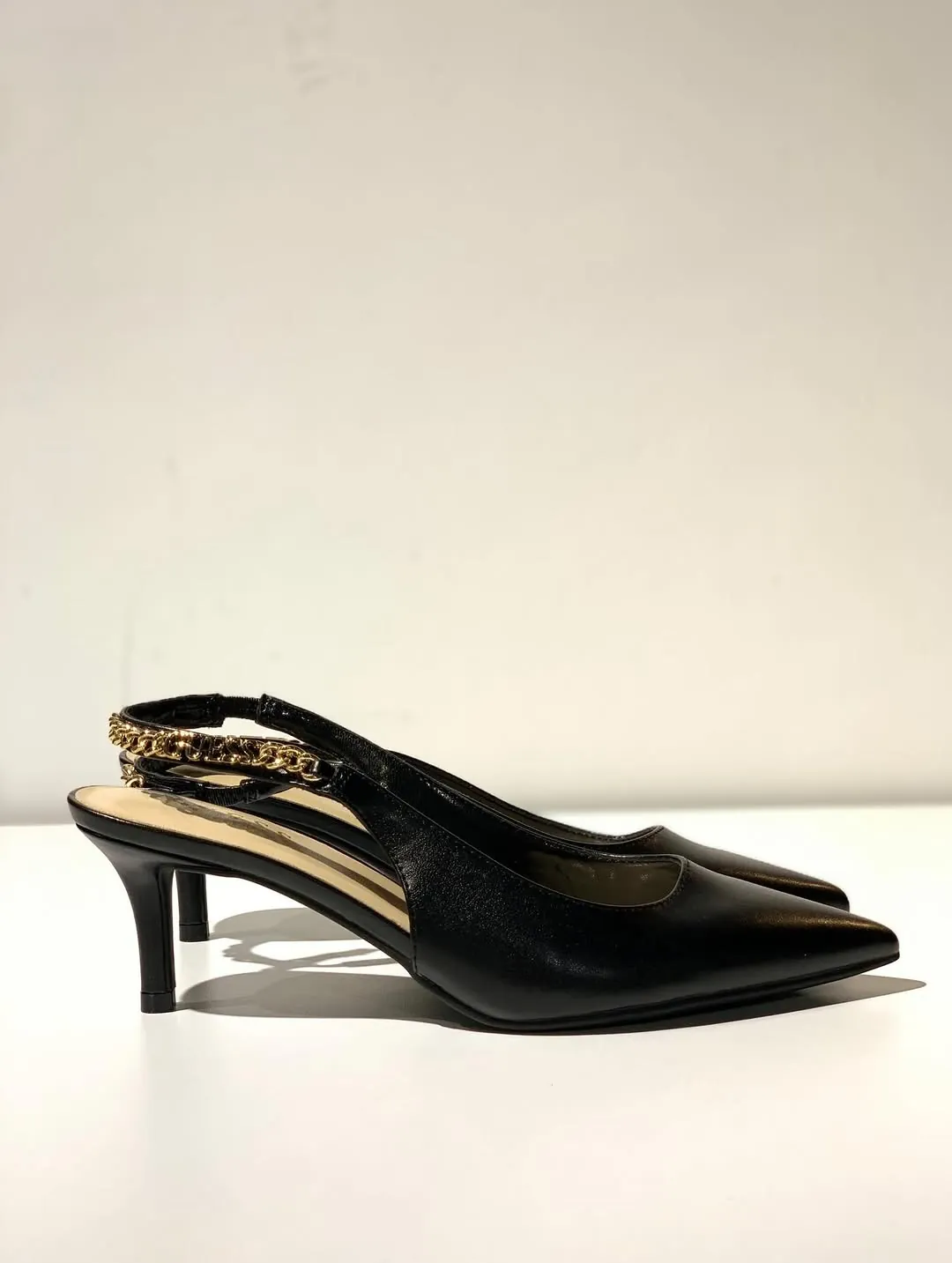 Guess Pointed-Toe Heels