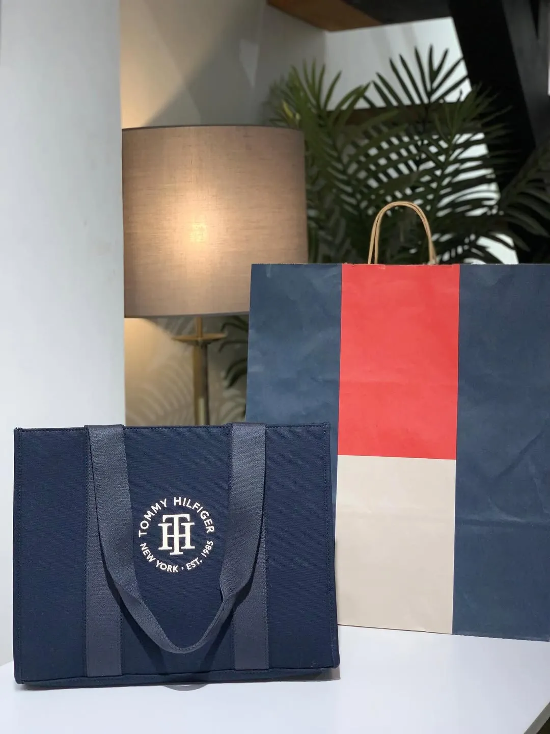 Tommy Hilfiger Tote Bag