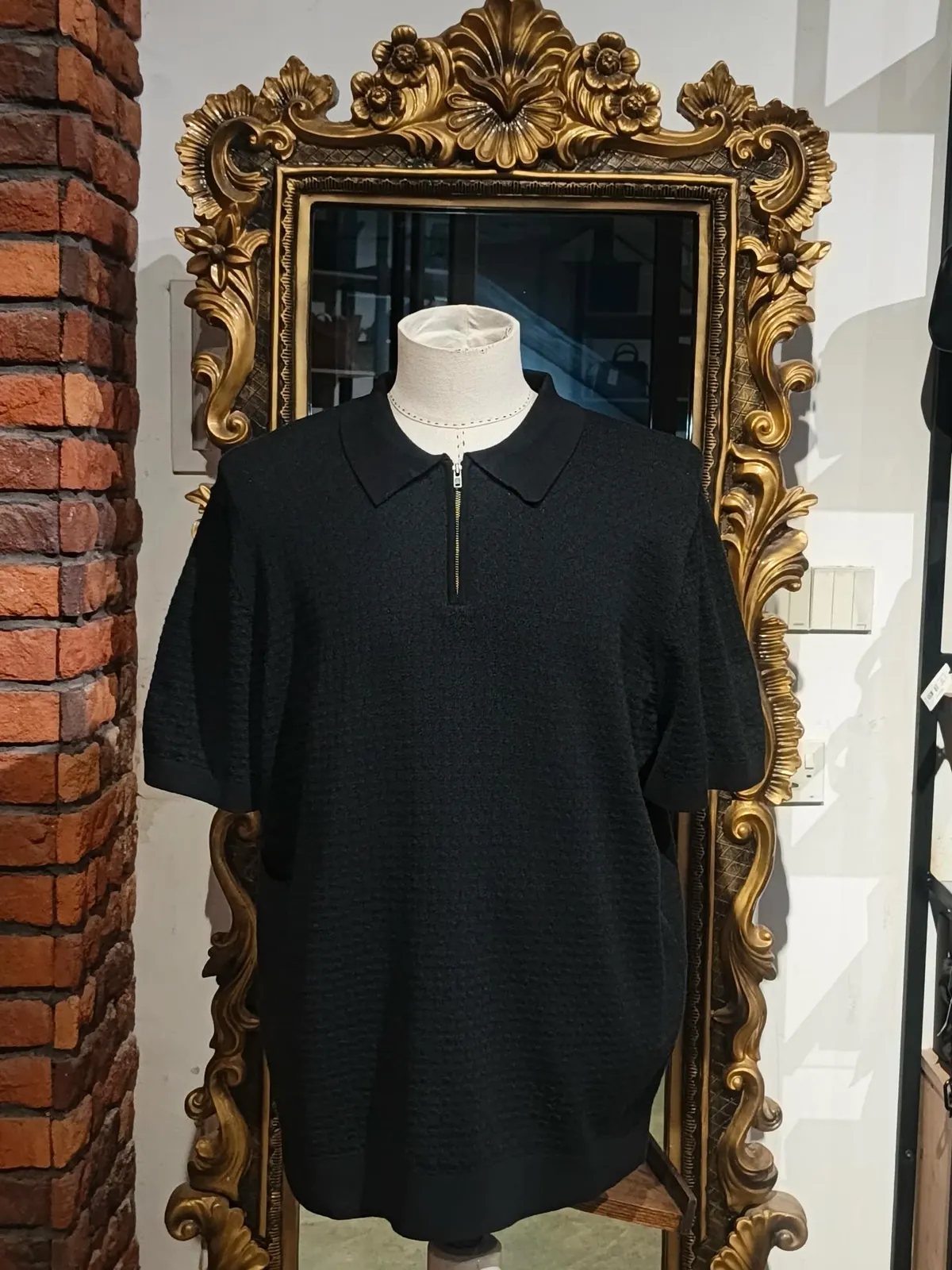 Black Short-Sleeve Zip-Up Polo Shirt