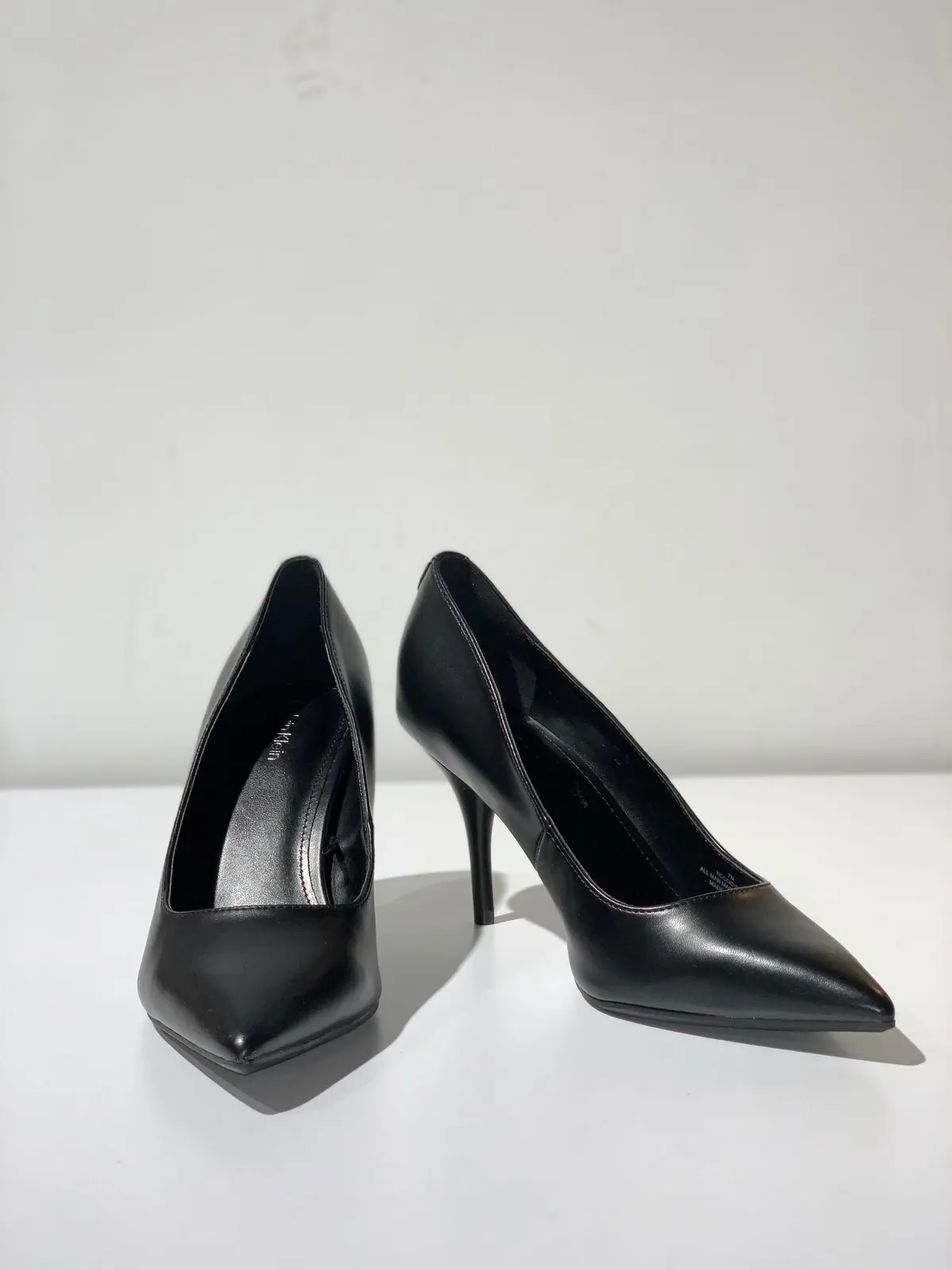 Black Pointed-Toe High Heel Shoes