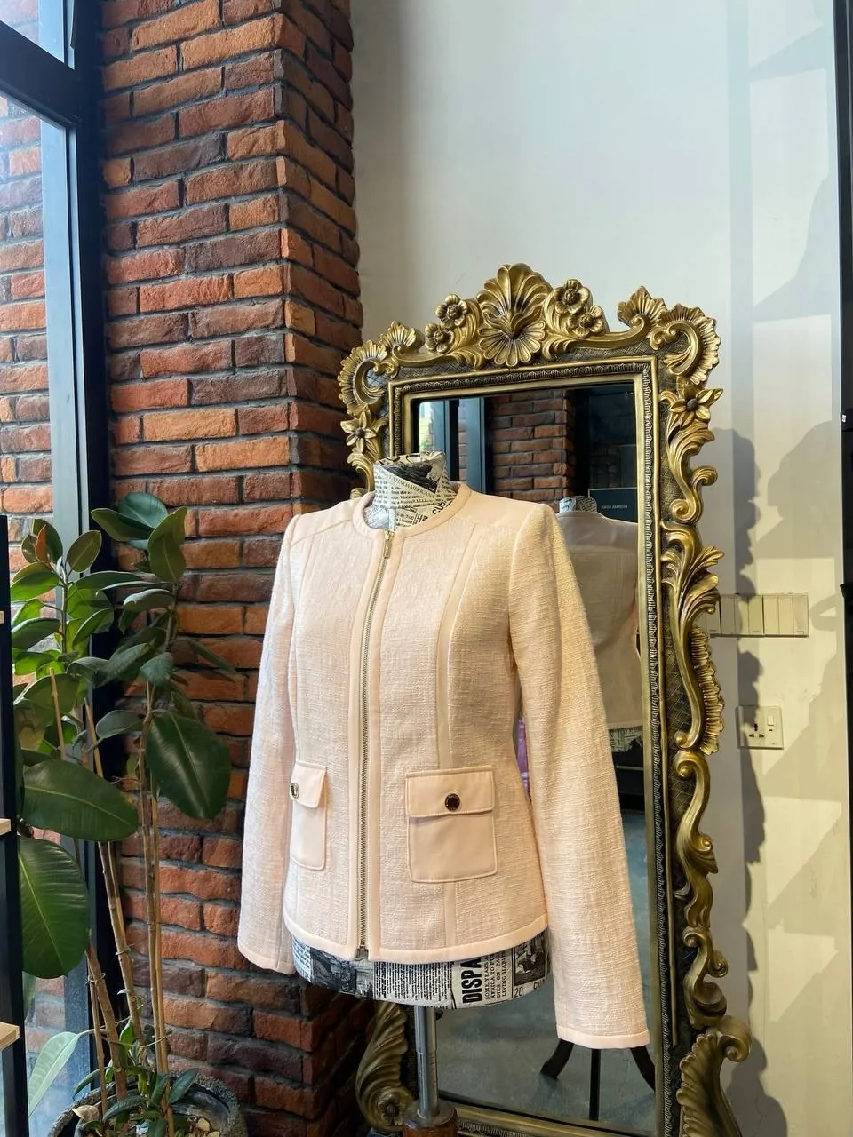 Women's Elegant Jacket