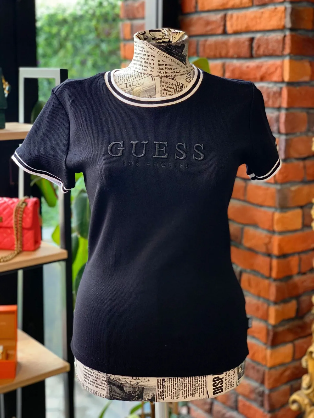 Guess Los Angeles Black T-shirt