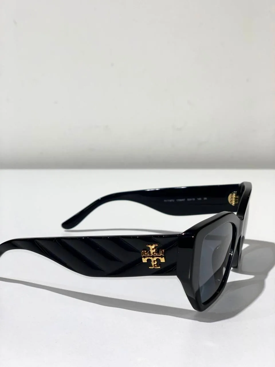 Tory Burch Wallet and Sunglasses Set