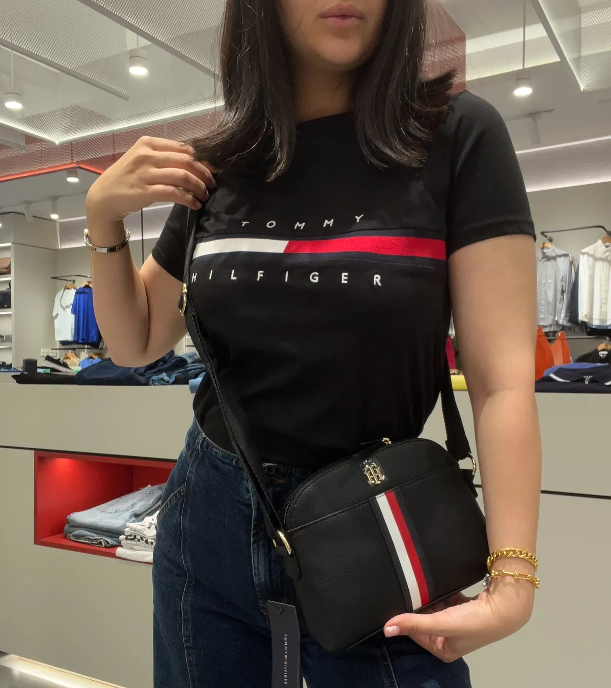 Tommy Hilfiger Crossbody Bag