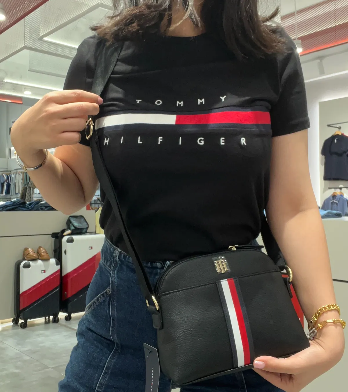 Tommy Hilfiger Crossbody Bag