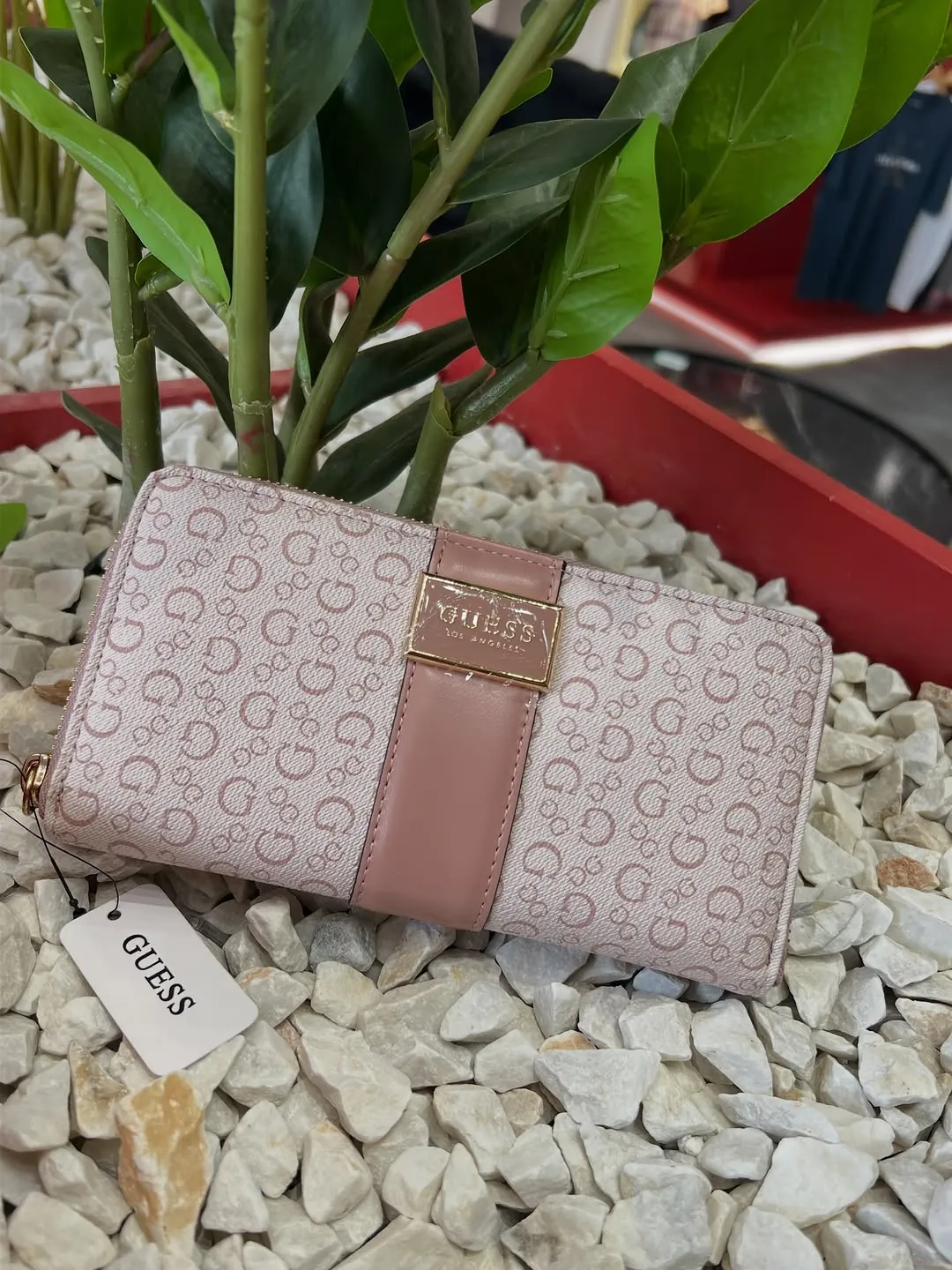 Guess Wallet