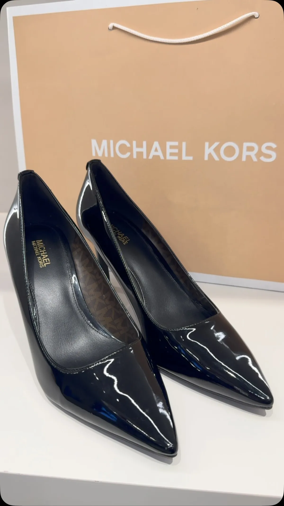 Michael Kors Pointed Toe Pumps